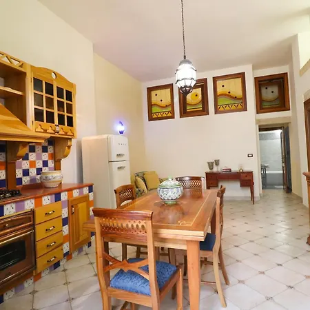 Сasa de vacaciones Dimora Cariddi Al Centro Storico *